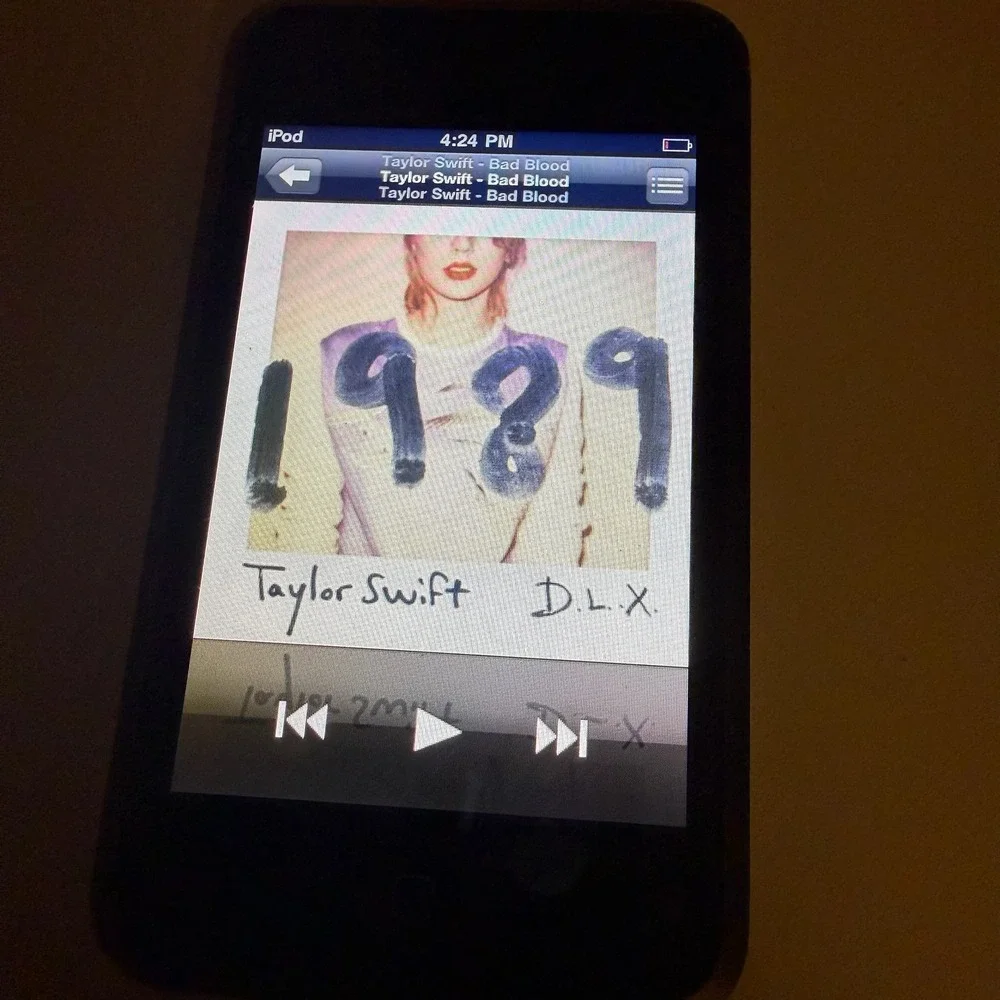 Apple iPod Touch 1st Generation 8GB A1213 Tested Works Home Button Fault